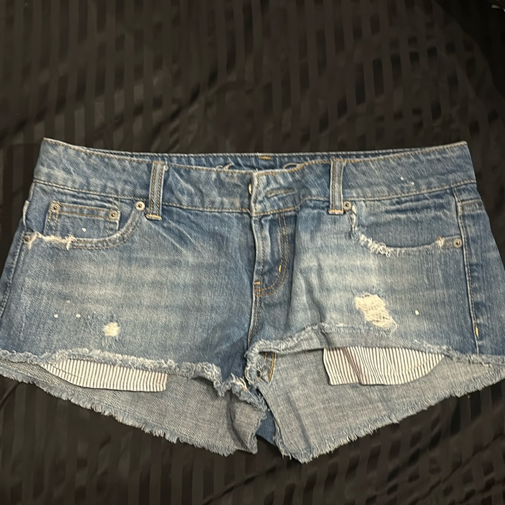 American Eagle short shorts